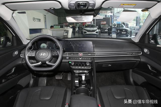 新车｜9.98万起，北京现代新款伊兰特上市，设计/配置有调整 -图4