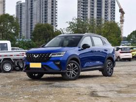 自主入门级SUV，好看好开还实用，5万出头起售，解读五菱星驰 -图2