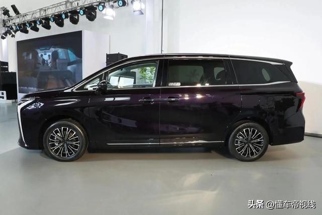 新车｜售价19.99万起，东风风行星海V9上市，1.5T插混中大型MPV -图8