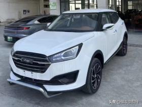 新车 | 售5.98万 1.5升动力 2023款众泰T300L到店实拍 还有竞争力吗？ -图2