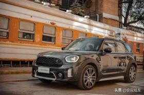 SUV中的MINI，MINI中的SUV -图3