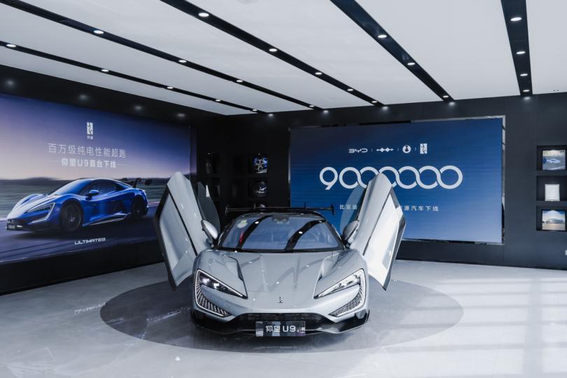 一手奔驰GLE，2024款准新车，4MATIC加持，优雅从容尽显锋芒 